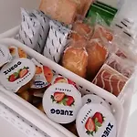 Rara Domus Nocleg ze śniadaniem 3*