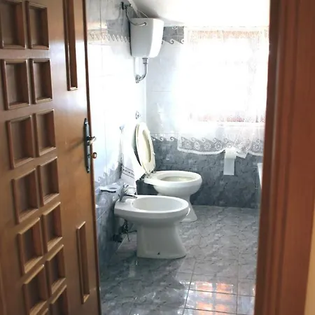 Rara Domus Frühstückspension Pompei