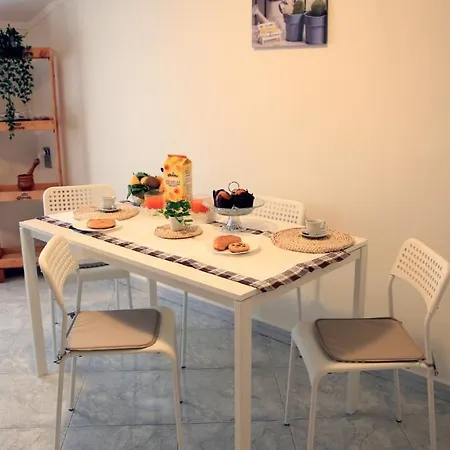 Rara Domus ベッド・アンド・ブレックファスト ポンペイ