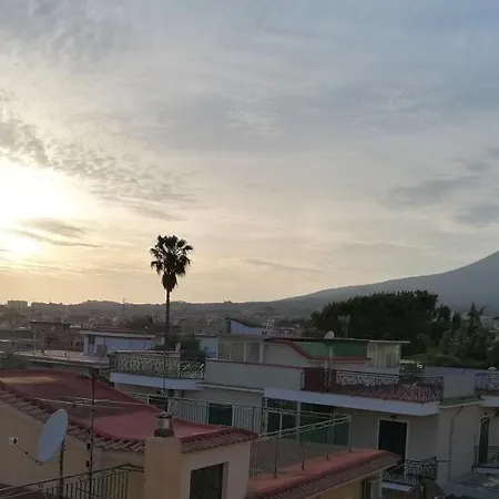 ベッド・アンド・ブレックファスト Rara Domus 3*